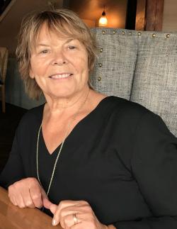Ursula R Bryant