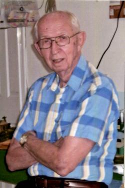 Robert E Krebs