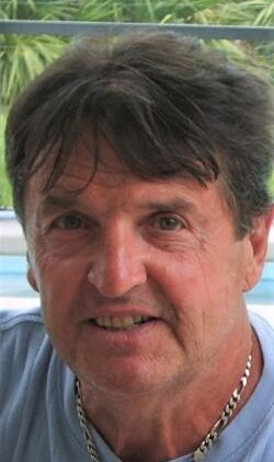 Richard W Snyder