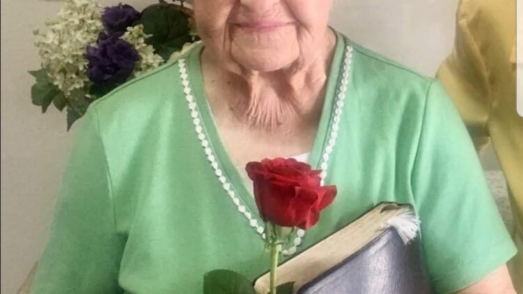 Mildred E Stone