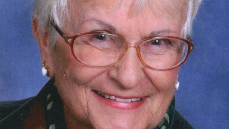 Elizabeth D Adams