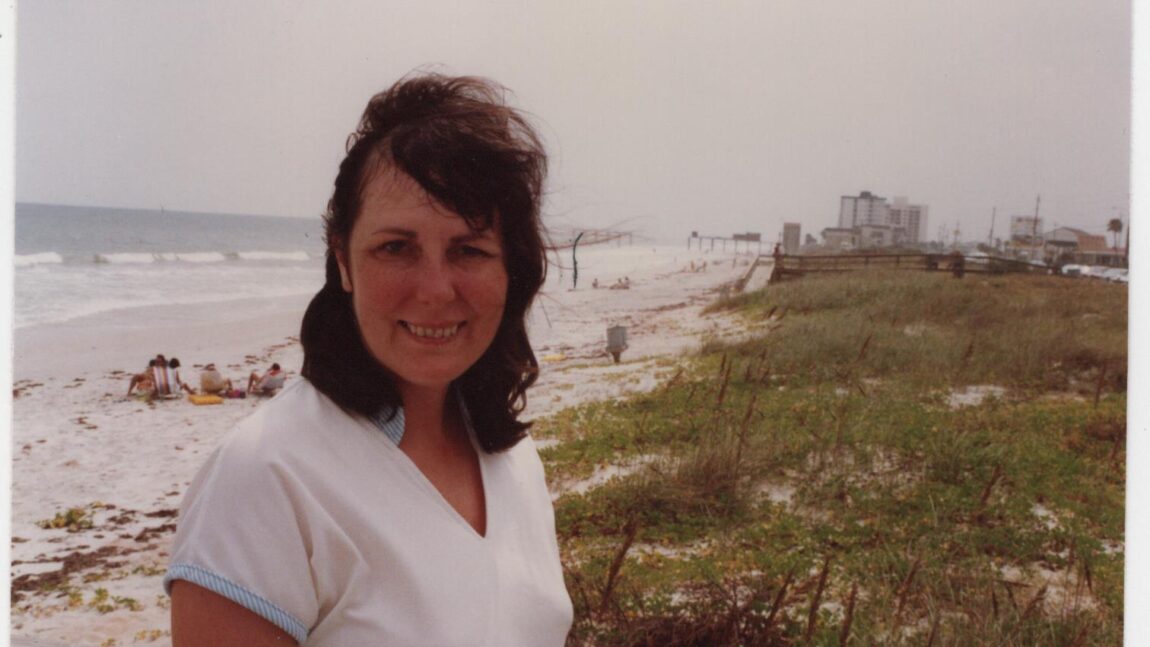 Shirley L Benke