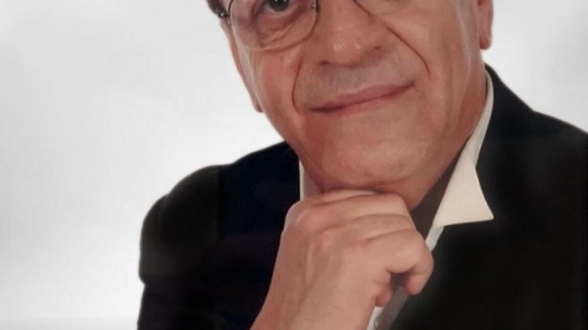 Akram A Kader