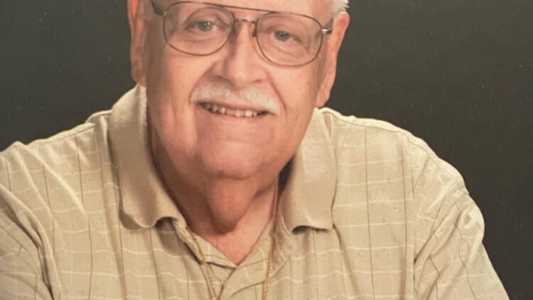 Randall B Lyons