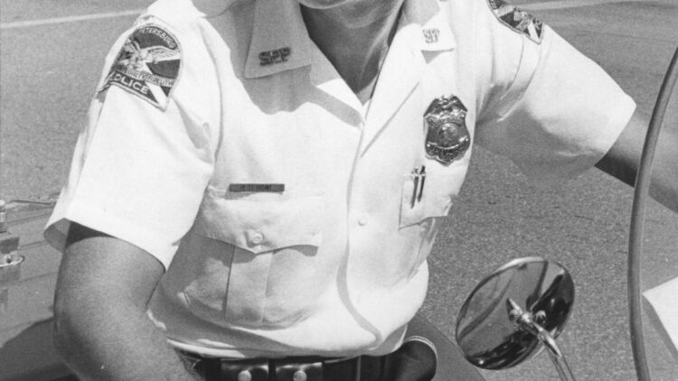 Robert H Rowe