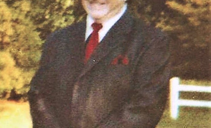 David J Trecartin