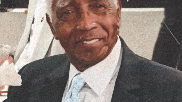 Leroy R Walker
